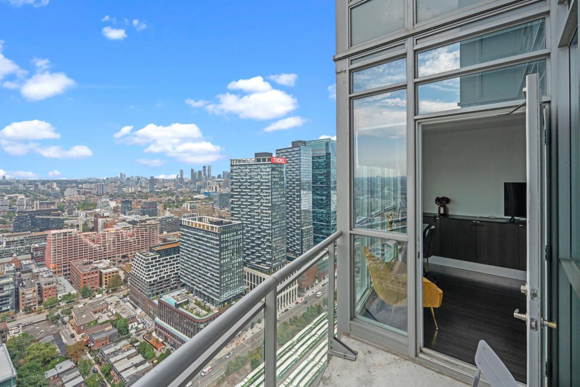 Globalstay Elegant Downtown * Toronto