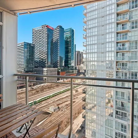 Globalstay Elegant Downtown Apartments Toronto Exterior photo