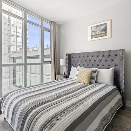 Globalstay Elegant Downtown Apartments Toronto Exterior photo