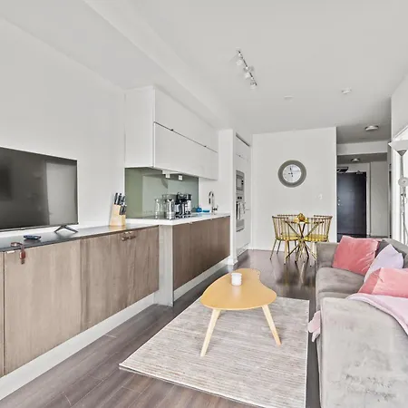 Globalstay Elegant Downtown Apartments Toronto Exterior photo