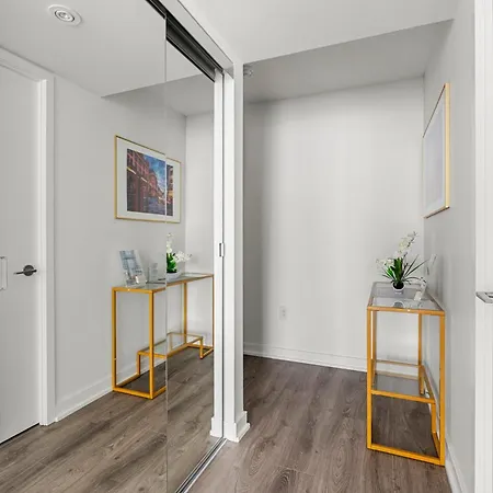 Globalstay Elegant Downtown Apartments Toronto Exterior photo