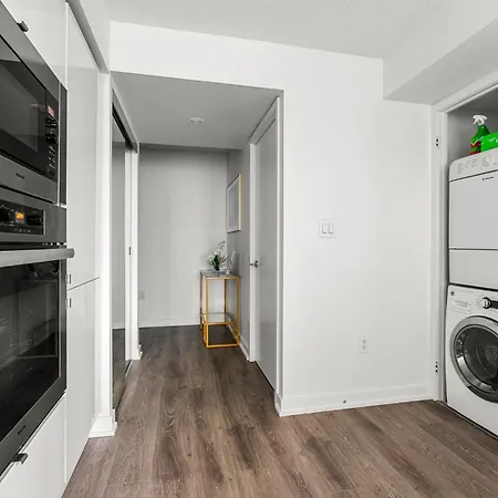 Globalstay Elegant Downtown Apartments Toronto Exterior photo