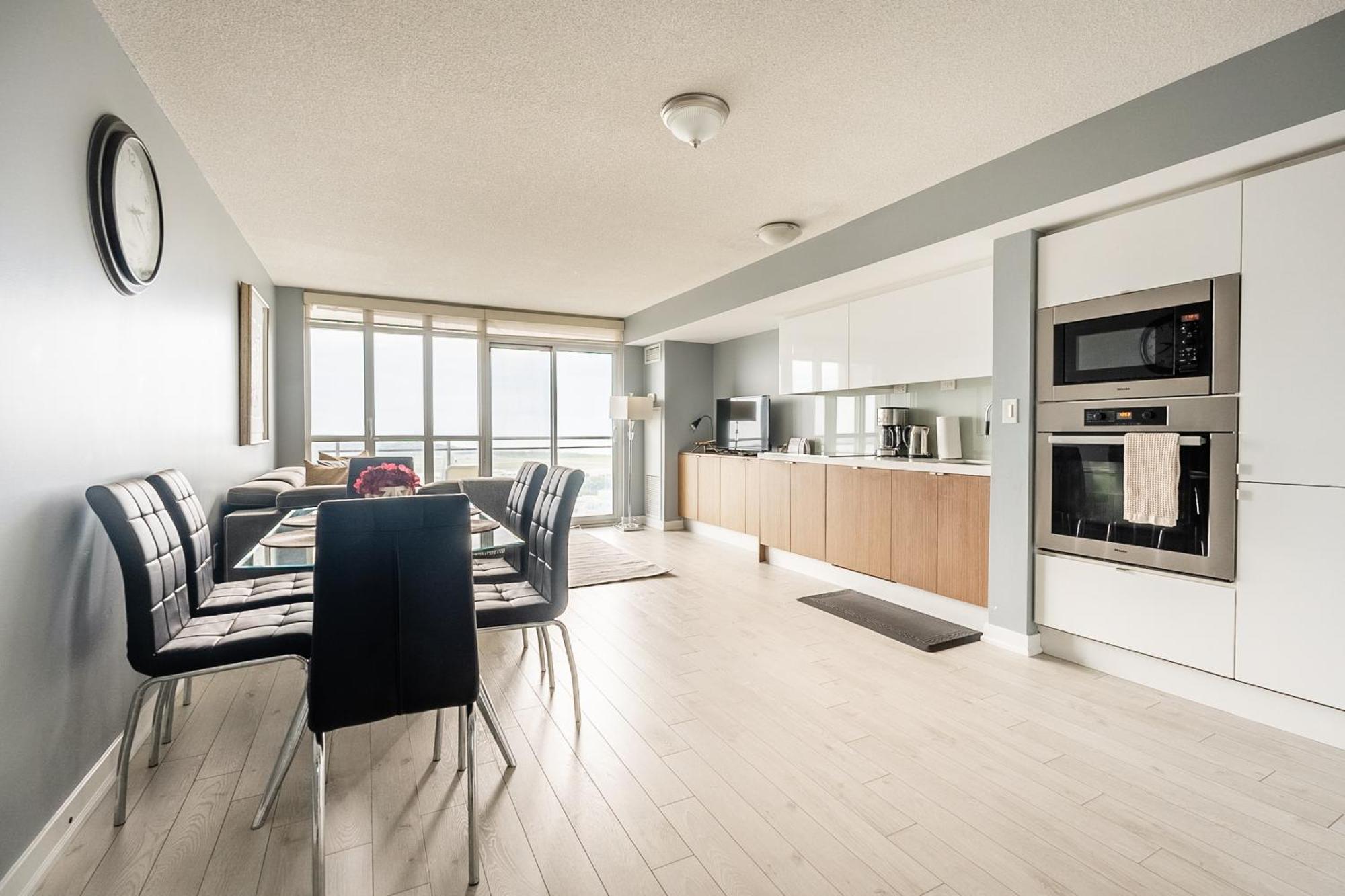 Globalstay Elegant Downtown Toronto