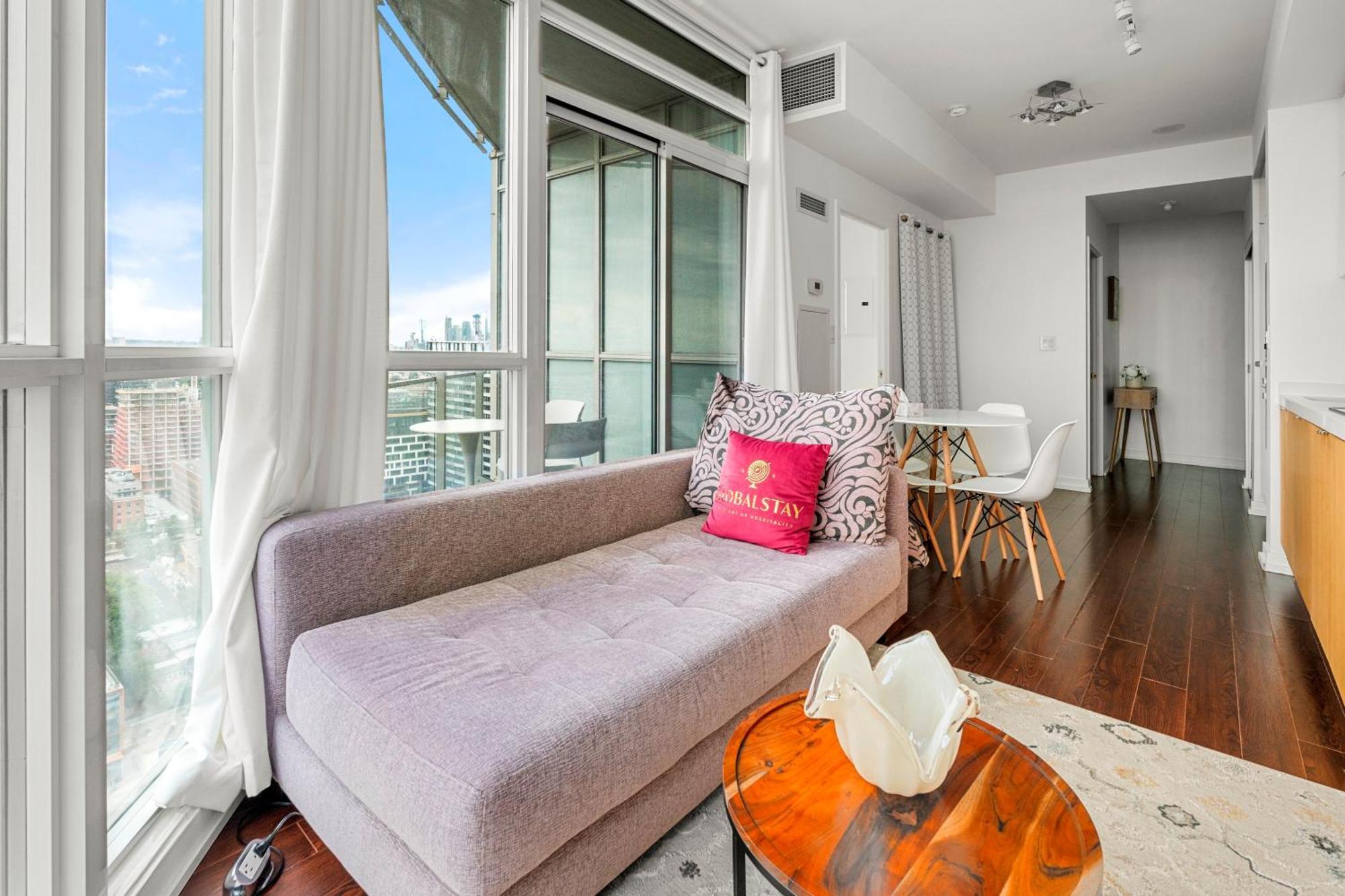 Globalstay Elegant Downtown * Toronto