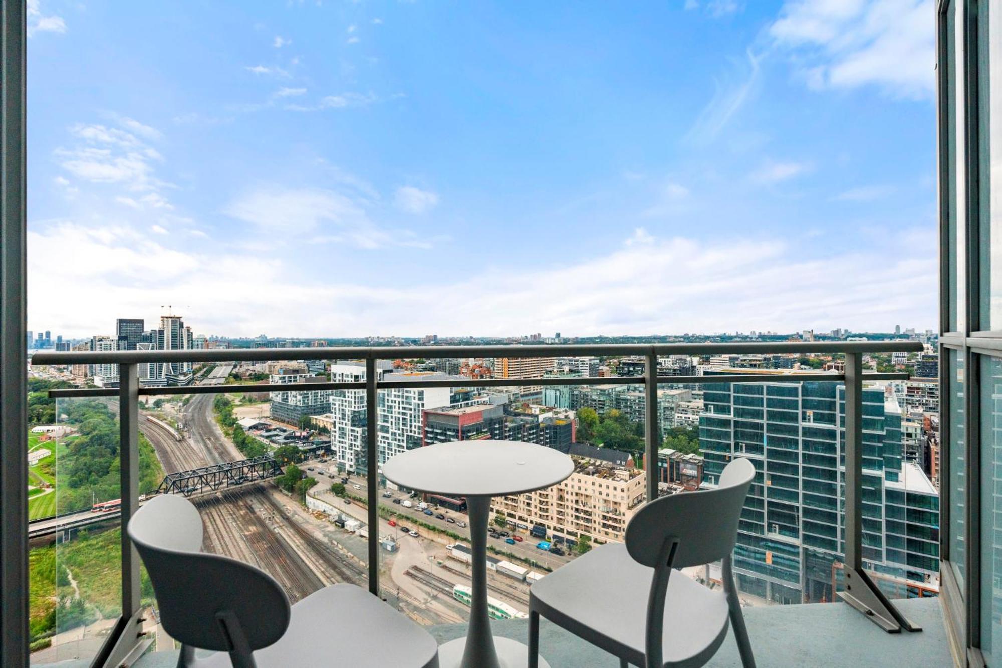 Globalstay Elegant Downtown Toronto
